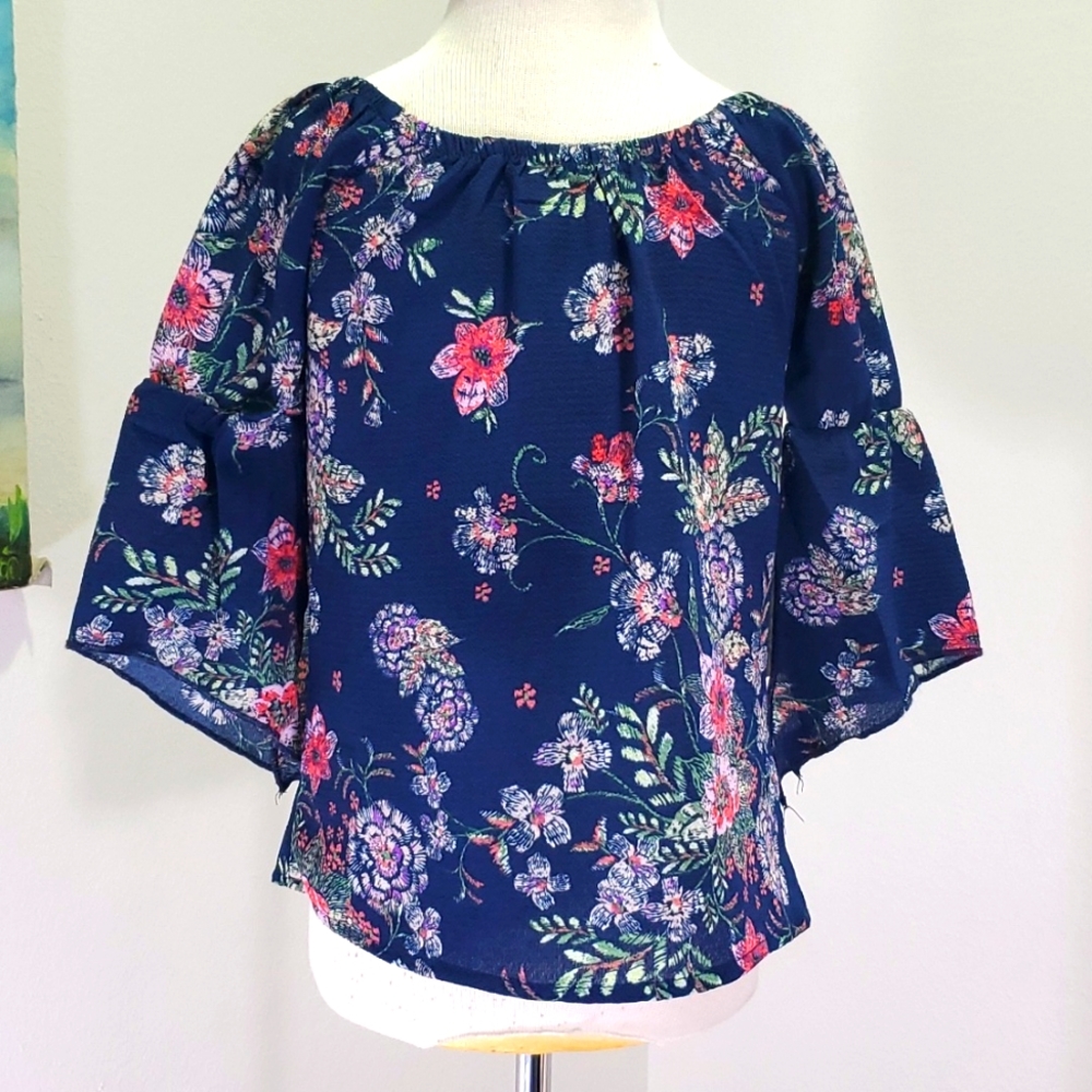 Magenta navy floral top girls size 4